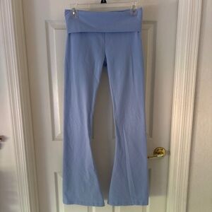 Victoria’s Secret PINK Fold Over Low Rise Flare Leggings in Blue